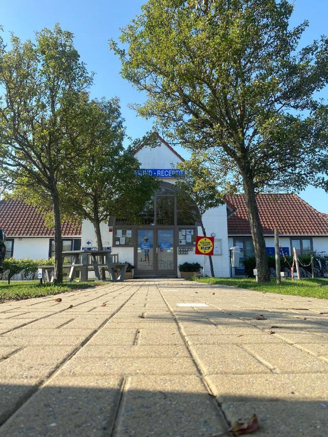 Hotel Zeepark Zeewind Bredene Exterior foto