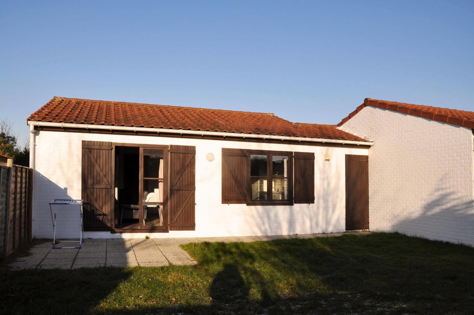Hotel Zeepark Zeewind Bredene Exterior foto